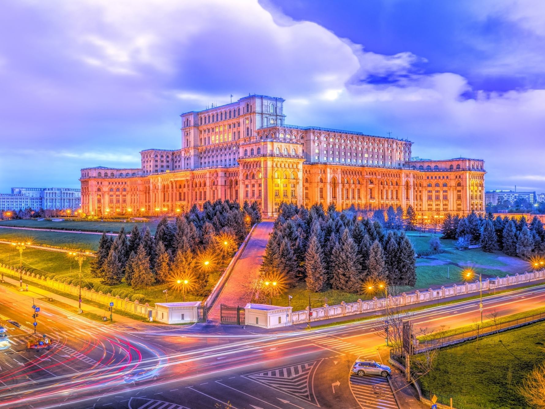 Tur ghidat — Palatul Parlamentului